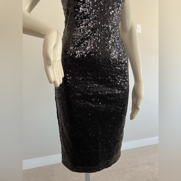 Staple Sequin Dress - Picture 5 of 9